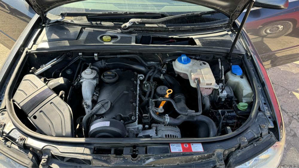 Audi a4 b6 1.9 TDI 131 на части