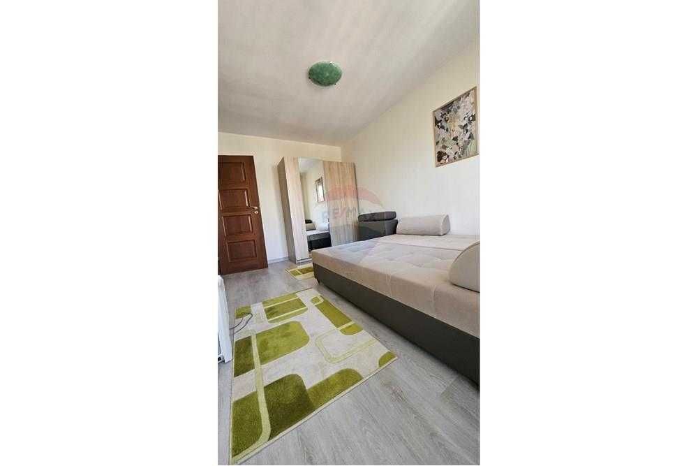 Продава се Тристаен апартамент в София, Витоша - 104 кв.м за 12 €/кв.м - Снимка #11