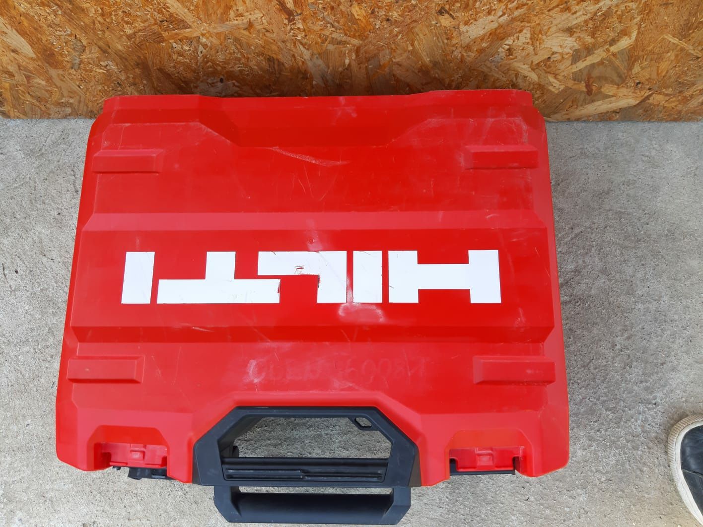 Hilti ferestrau sabie pe acumulatori de 36 V