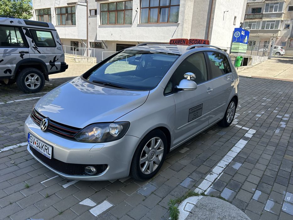 Vand golf 6 plus 2.0 diesel (masina de scoala de soferi)