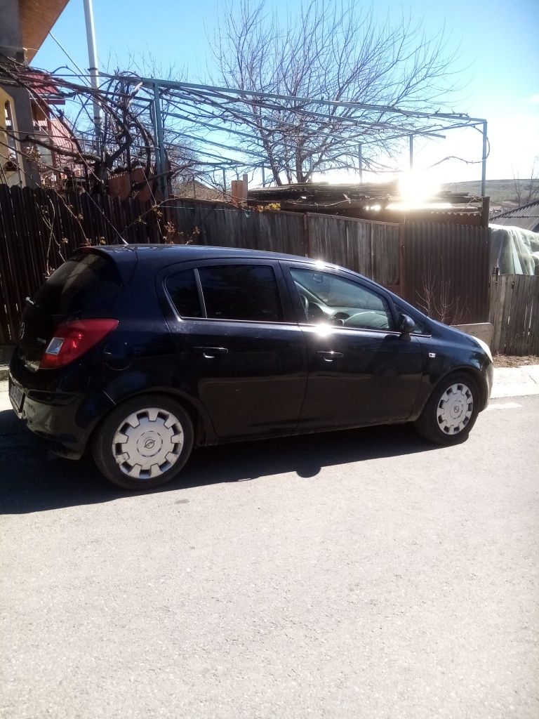 Vând opel corsa 2008