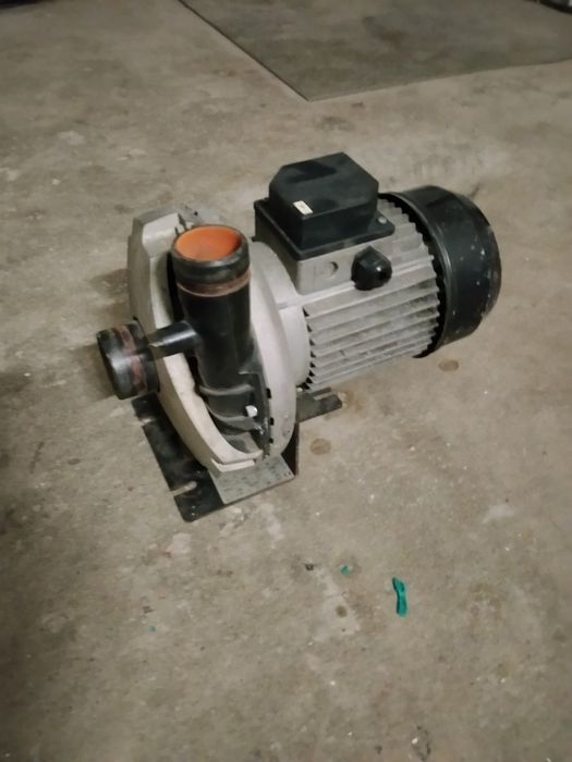 Pompa de apa electrica