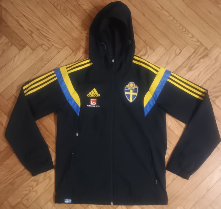 Якета, ветровки и горнища Дортмунд,Аталанта,Ливърпул,Челси,Италия, ПСЖ