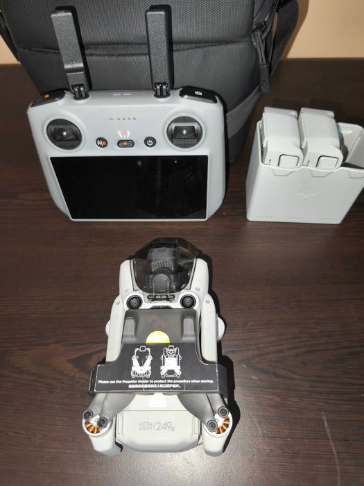 DJI MINI 4 PRO - Fly More Combo + DJI Care Refresh до 08.2026 година!