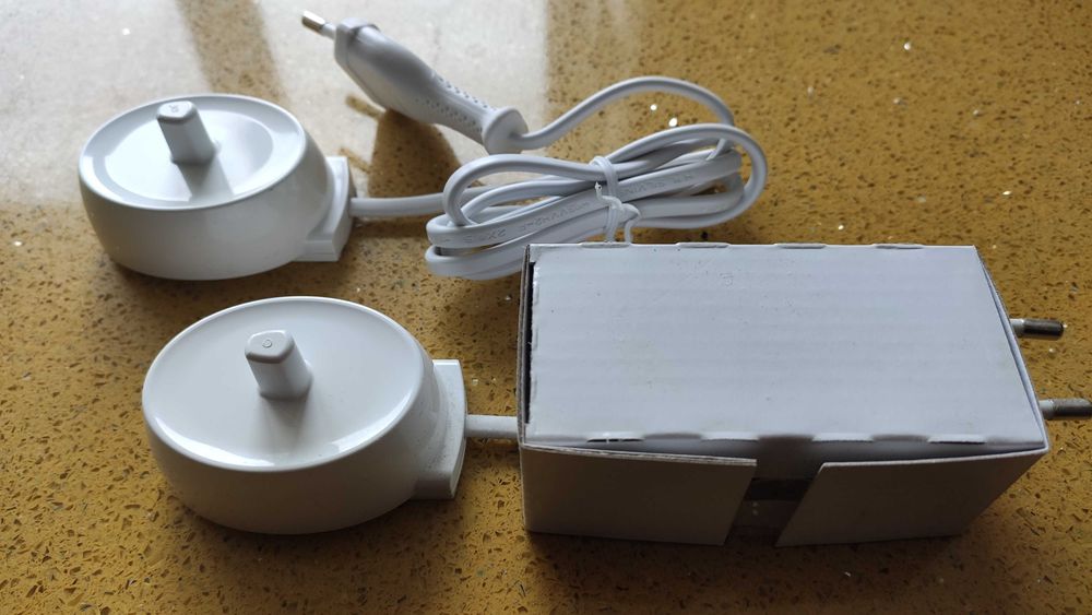 Продавам оригинално зарядно за четка за зъби Braun Oral-B