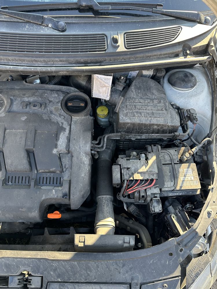 Skoda Roomster-1.2ТДИ,75к.с,2012 г-на части