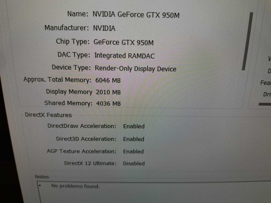 Asus Zenbook UX530UX , 15,6 Fhd ,i7 7500U , 8 gb ram , Gtx 950 2 Gb