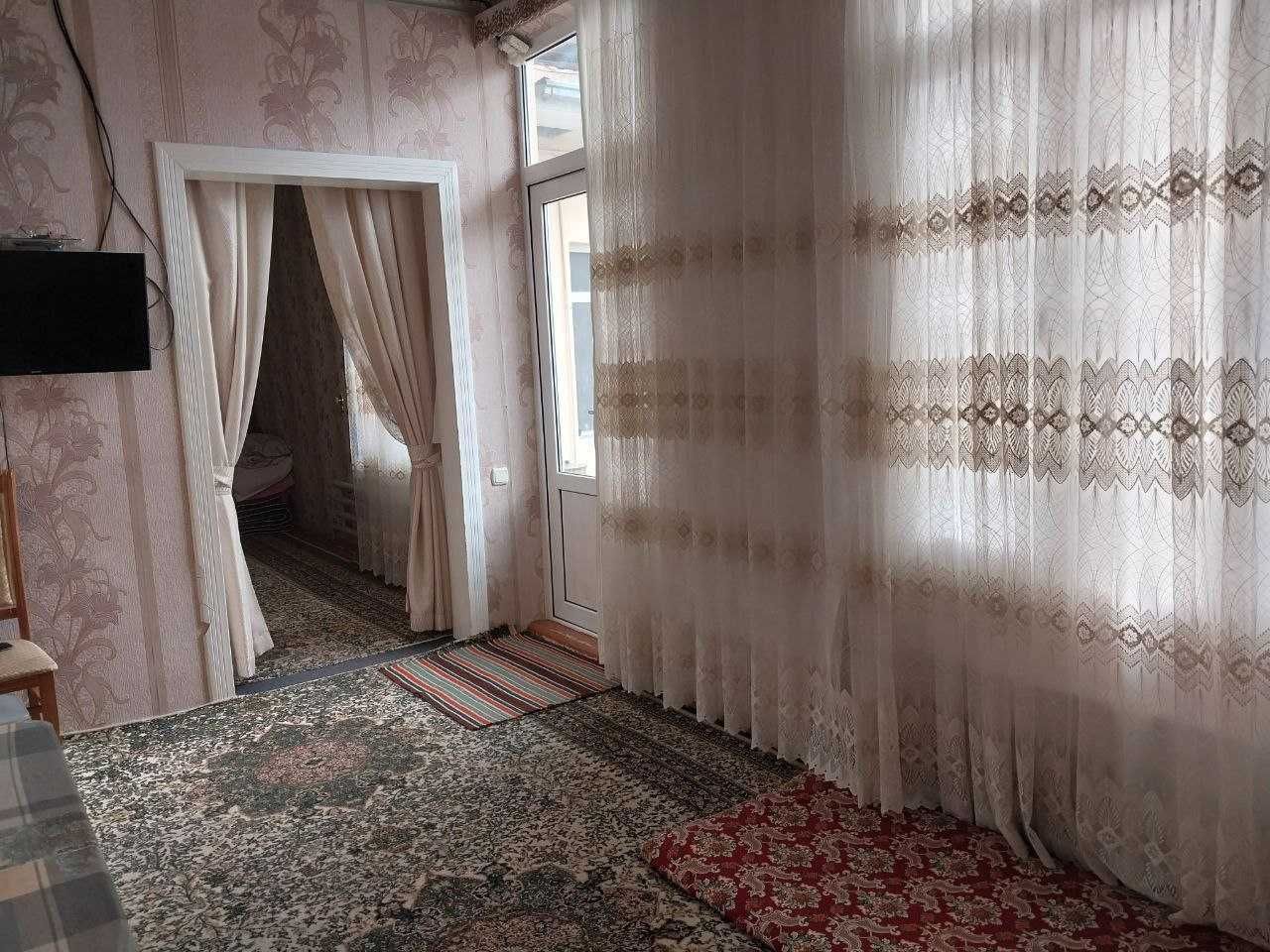 Cрочно Учтепа,Уткир махалла,ор-тир Она-бола больница.