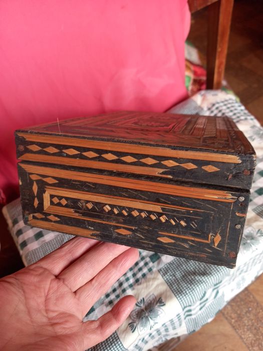 Шкатулка бұрынғы