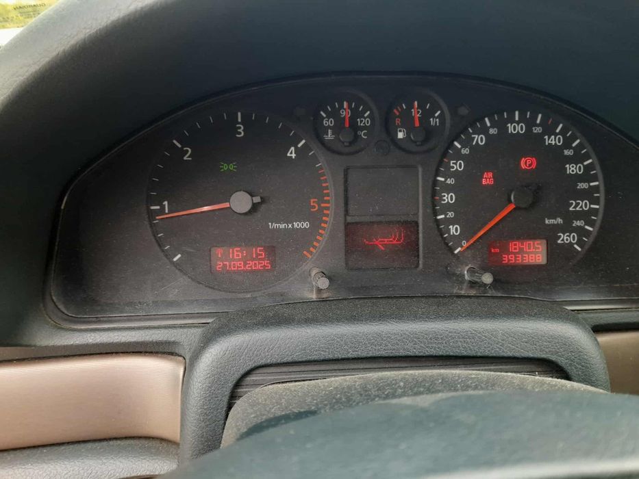 Vând Audi A4,B5 ,1.9