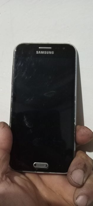 Telfon j 2 H200 model