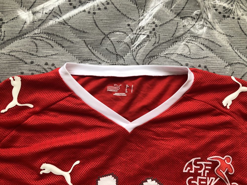 ОРИГИНАЛ Puma Switzerland 2008/09 #19 Behrami Home Jersey - р.Л