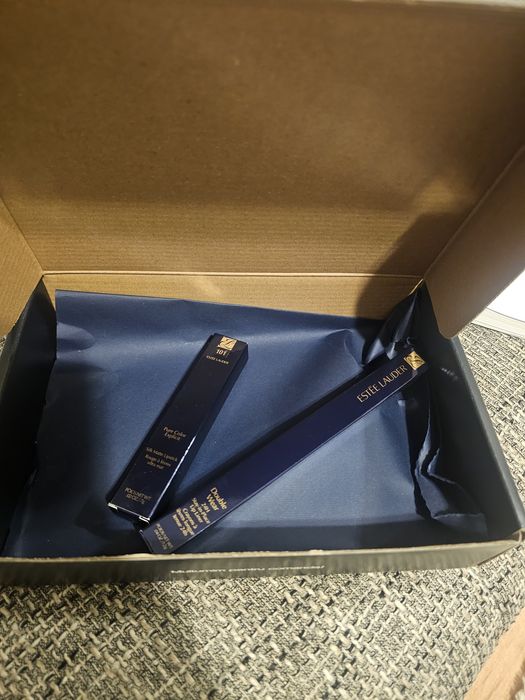 Vand set Estee Lauder ruj + creion buze