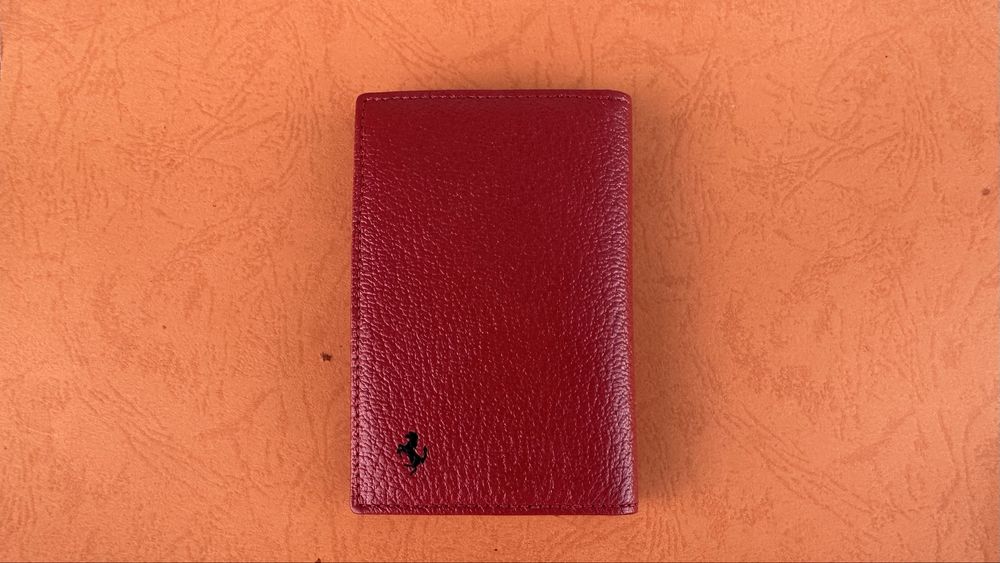 Agenda Noua autentica Ferrari de colectie anii 2000