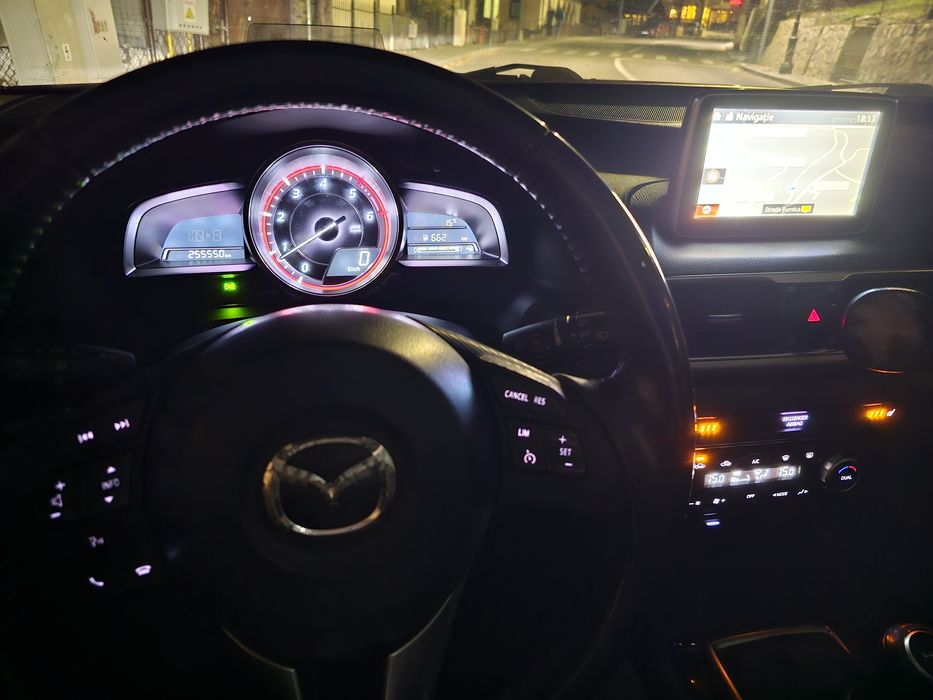 Mazda 3 / 2.2 Skyactiv