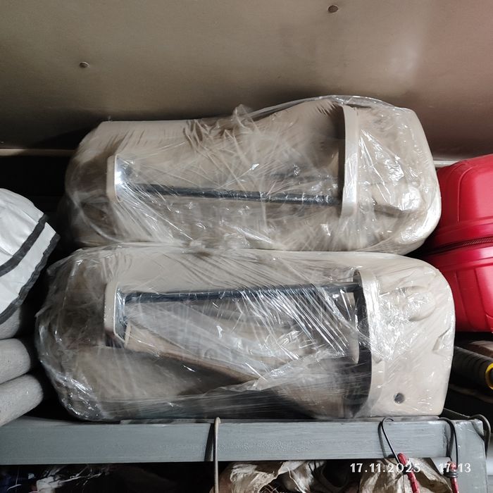 Третий ряд сидений на Прадо 120