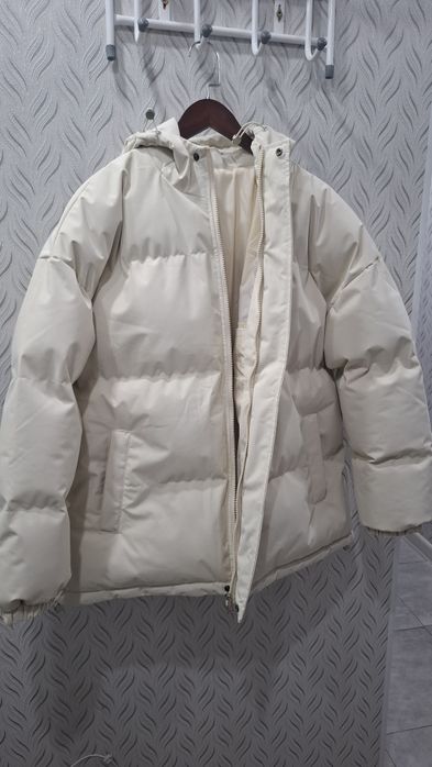 Продам куртку мужскую новую