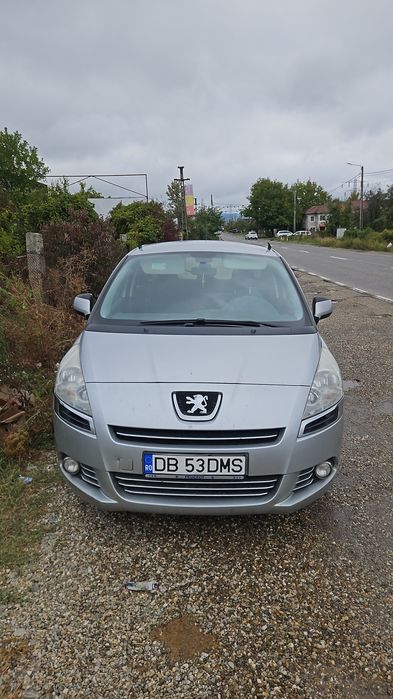 Peugeot  5008 7 locuri