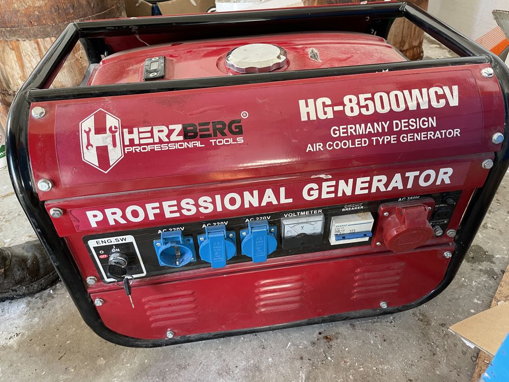 Inchiriez sau vand Generator curentHerzberg HG-8500WCV