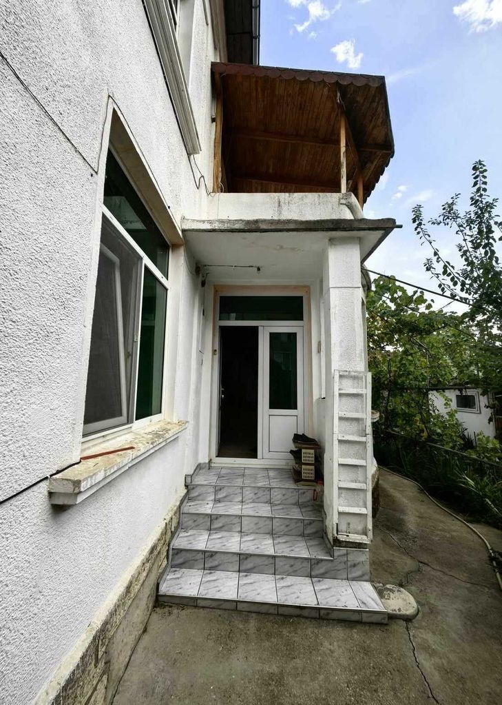 Продава се Къща в Разград, Варош - 269 кв.м за 856 €/кв.м - Снимка #1