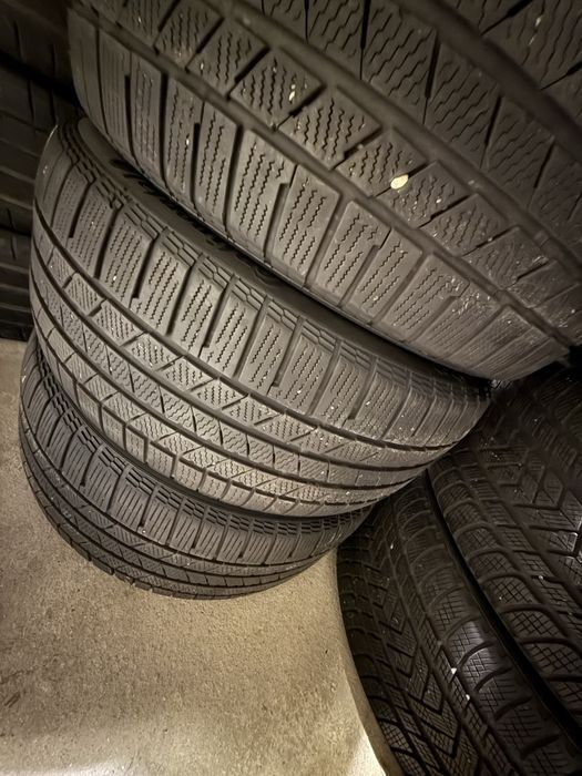 Cauciucuri iarna 275/40 R22