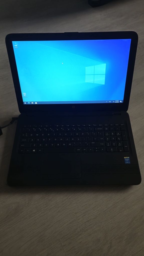 Laptop HP 250 G5