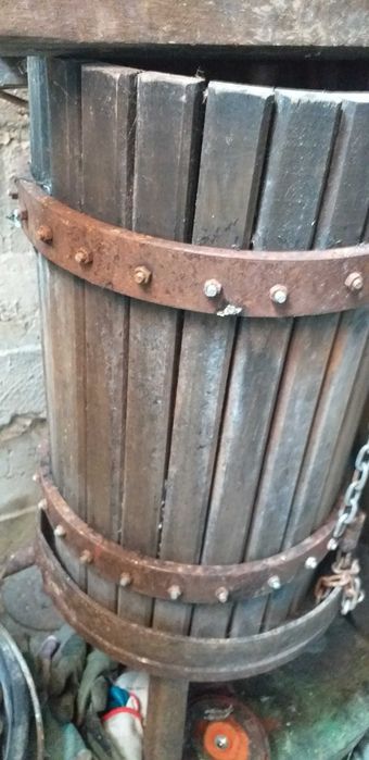 Vand damigene pentru vin diferite marimi