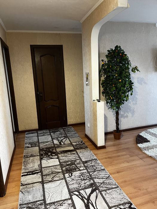 Сдам двухкомнатную квартиру в центре