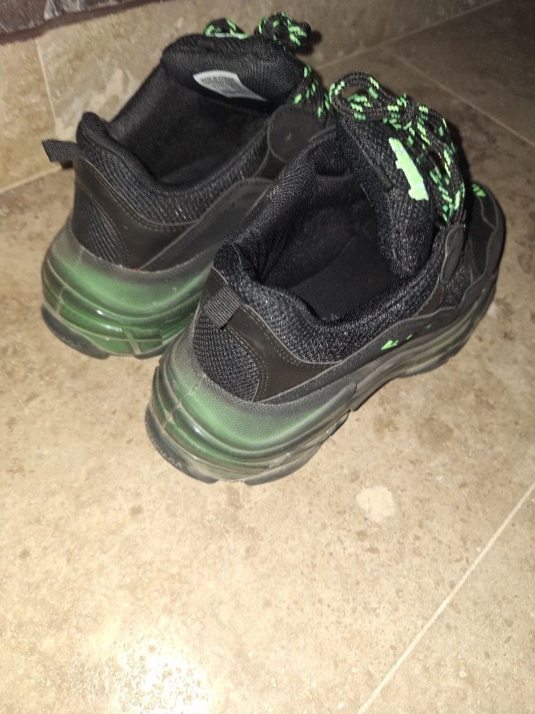 Balenciaga Triple S