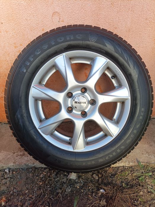 Vând cauciuc cu jante 235/65 R16