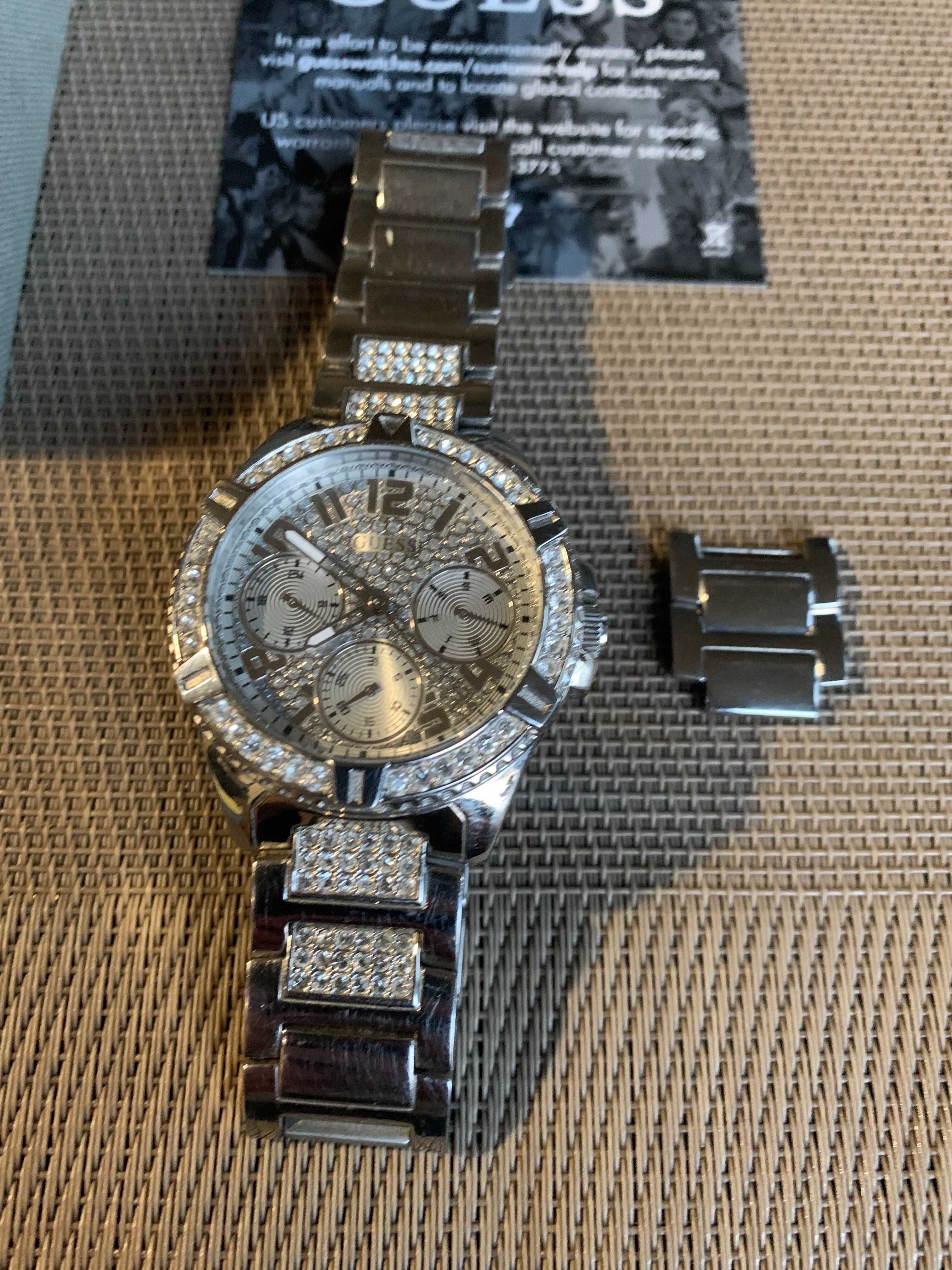 Оригинален Дамски ЧАСОВНИК GUESS