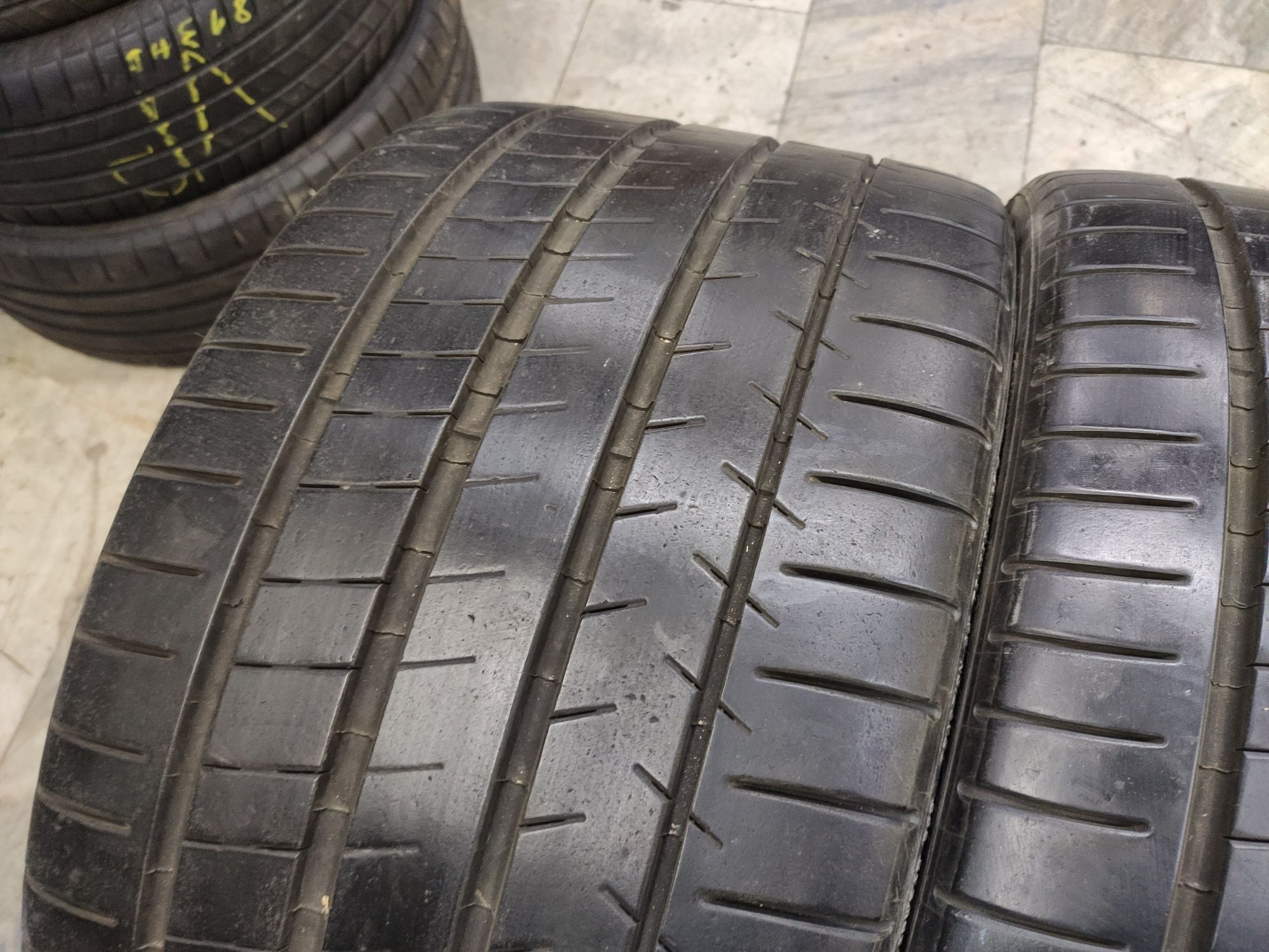 2бр Летни Гуми 295 25 21 - Michelin