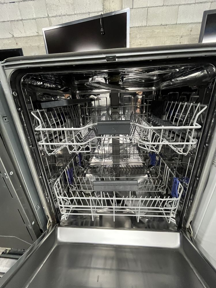 Съдомиялна Beko inox (13 комплекта А++)