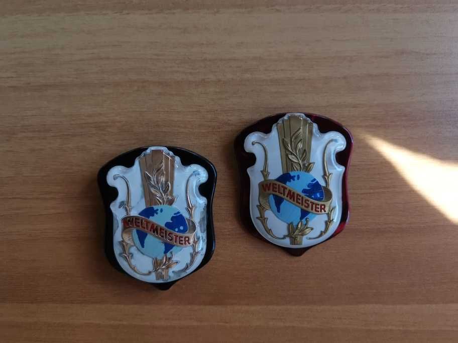 Embleme cu Postament Acordeon Weltmeister Supita Seriile 5000