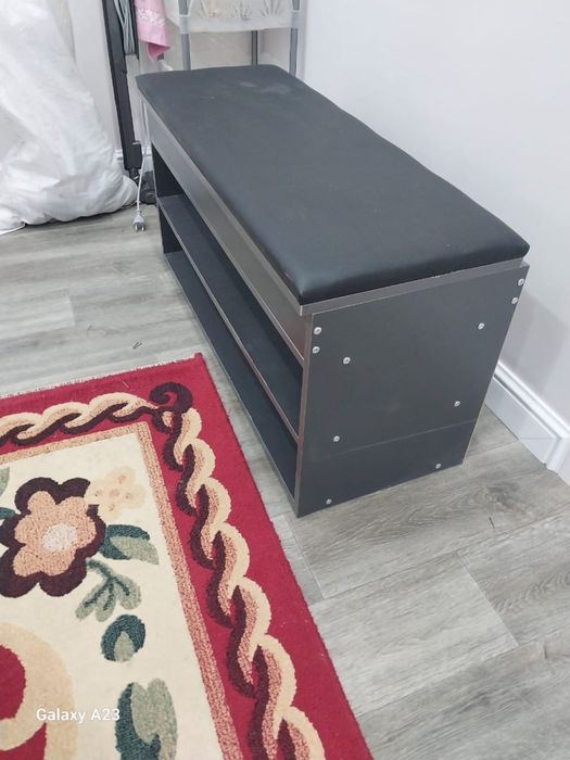 Обувница в отличном состояние