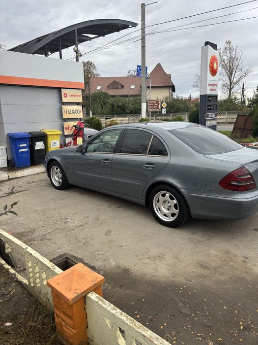Mercedes w211 E220