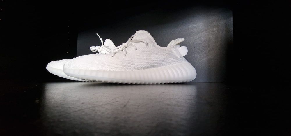 Yeezy Cream White