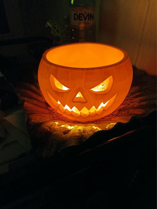 Хелоуин купа за бонбони