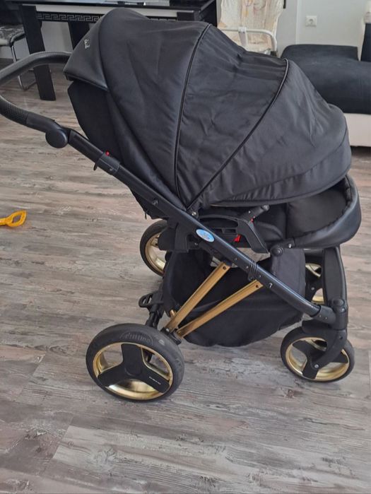 Бебешка количка