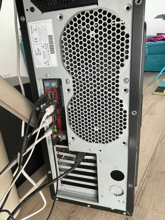 PC Workstation XEON 2620V2L - 64GB RAM ECC - GTx 1080 racit cu apa