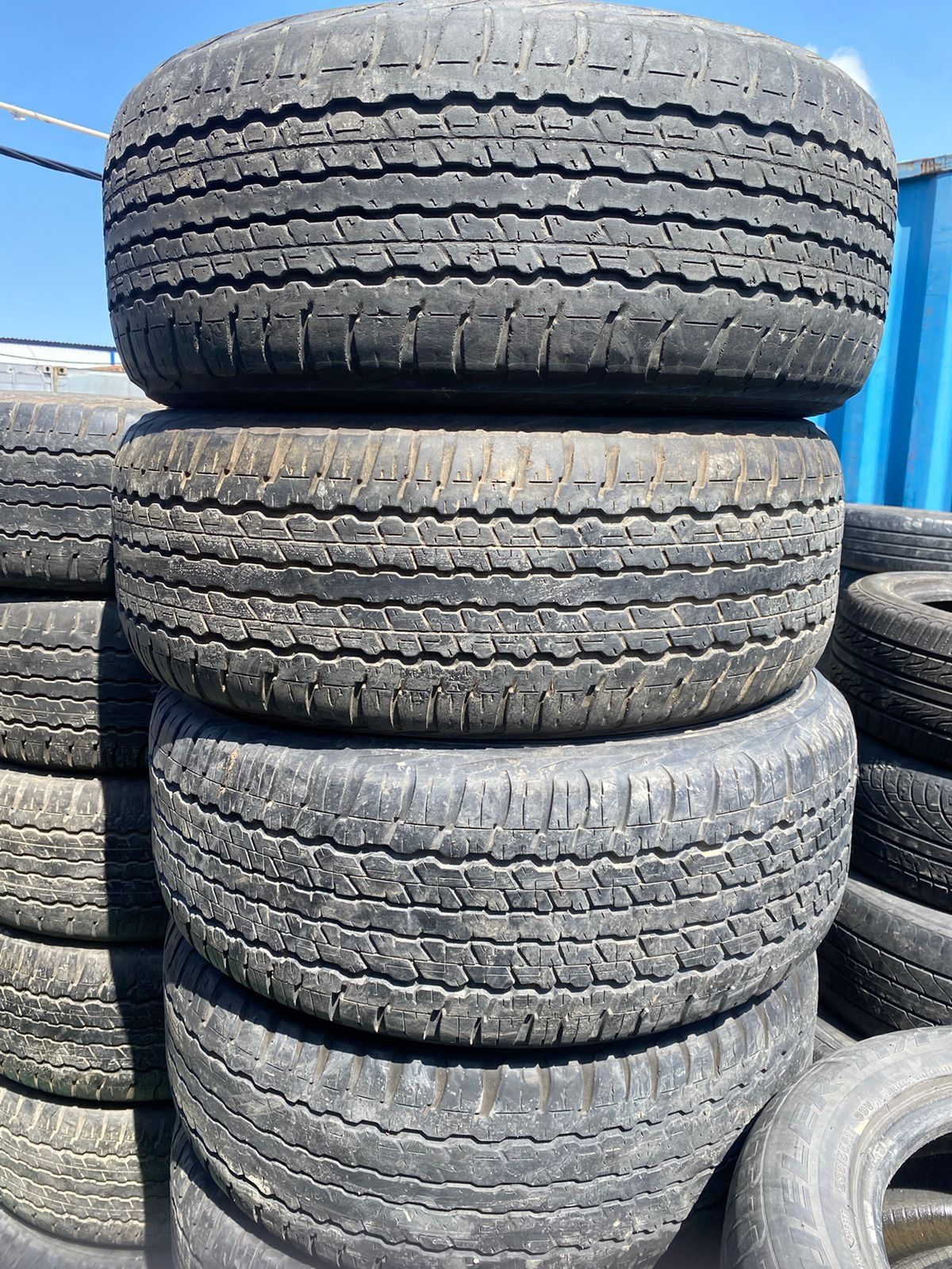 Летняя резина 285/60/18 Dunlop комплект