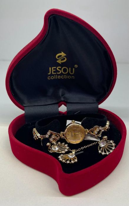 Set cadou ceas și brățara de dama