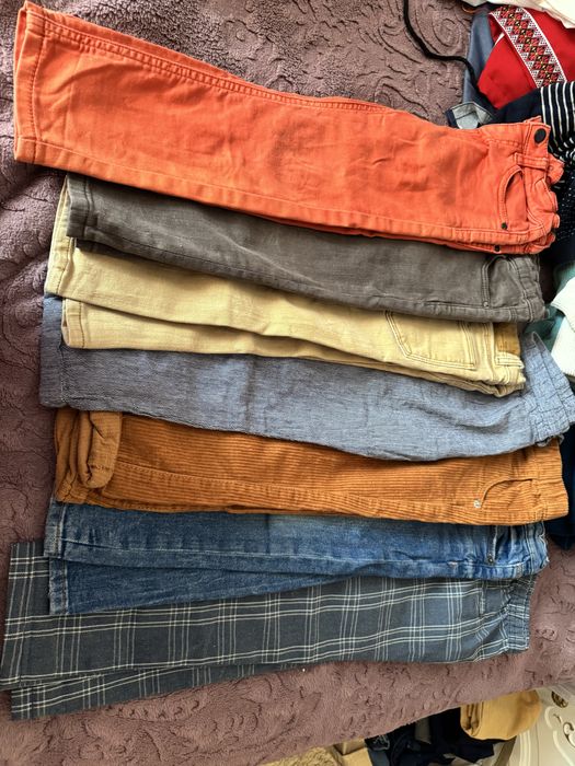 Vand 7 perechi de pantaloni marimea 104 3-4 ani