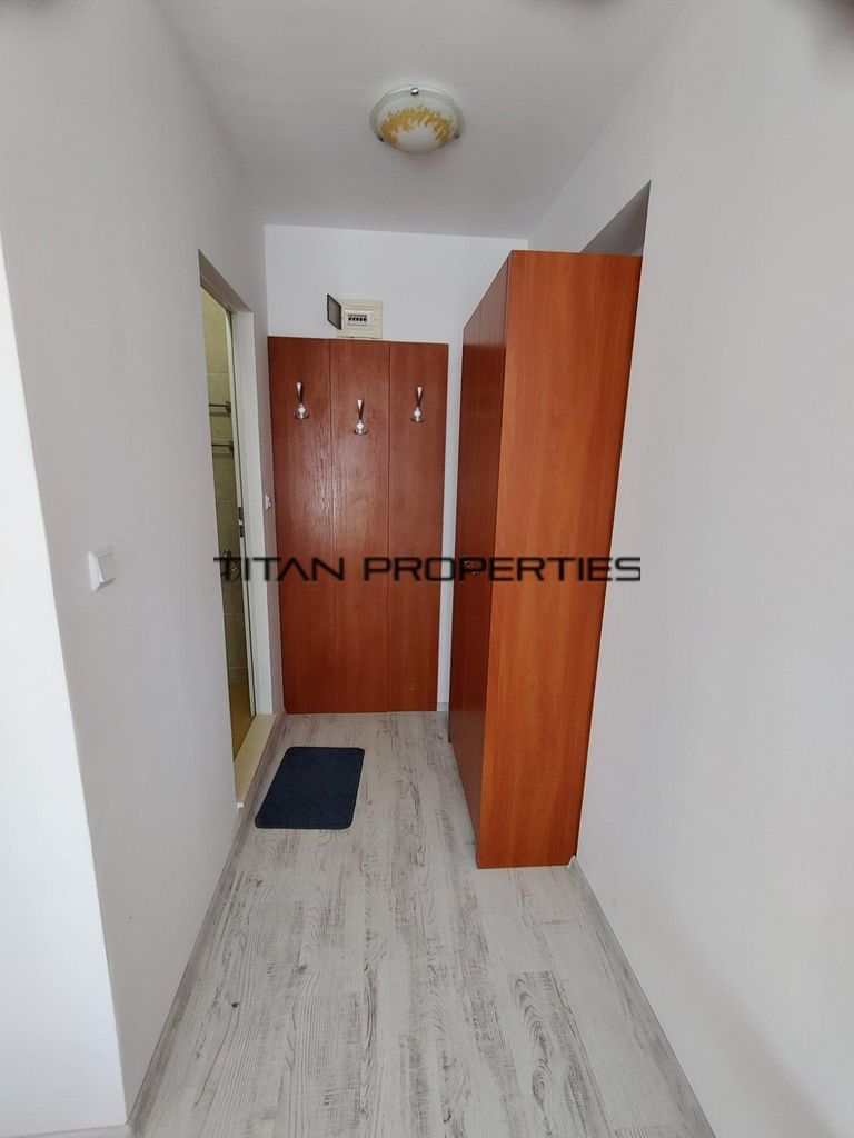 Продава се Двустаен апартамент в Бургас, Долно Езерово - 70 кв.м за 1500 €/кв.м - Снимка #6