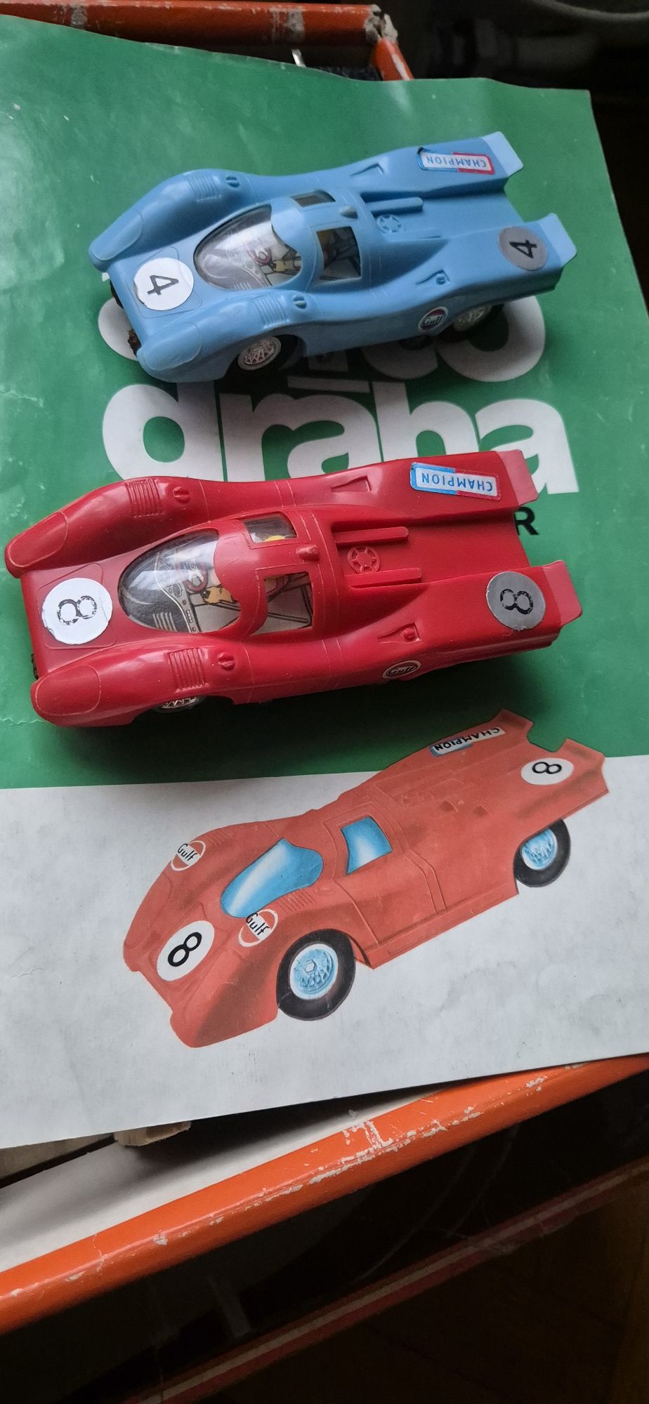 Стара електрическа писта ites Porsche junior
