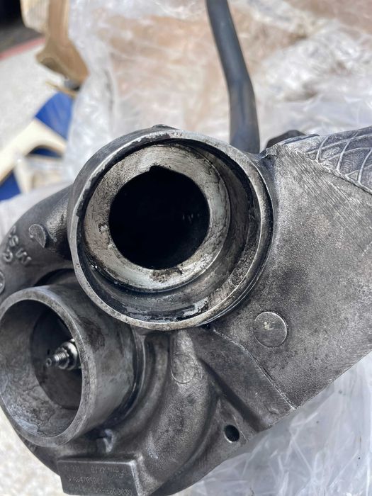 турбо компресор за мерцедес Е270 177 кс