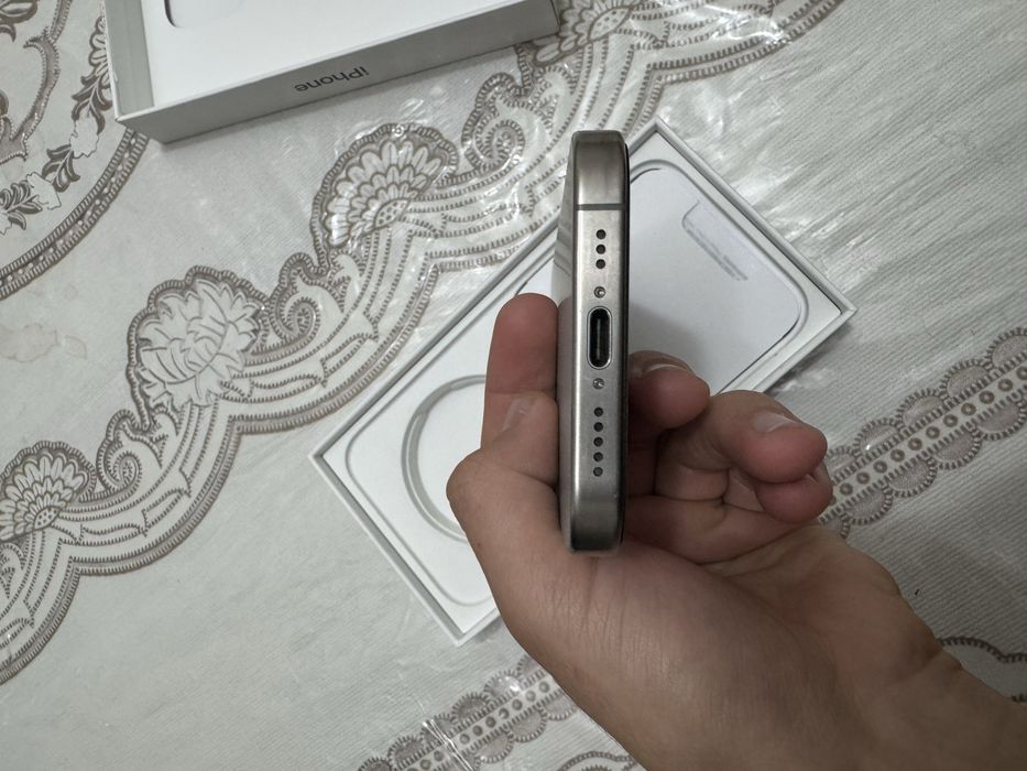 Iphone 15 pro 256gb natural