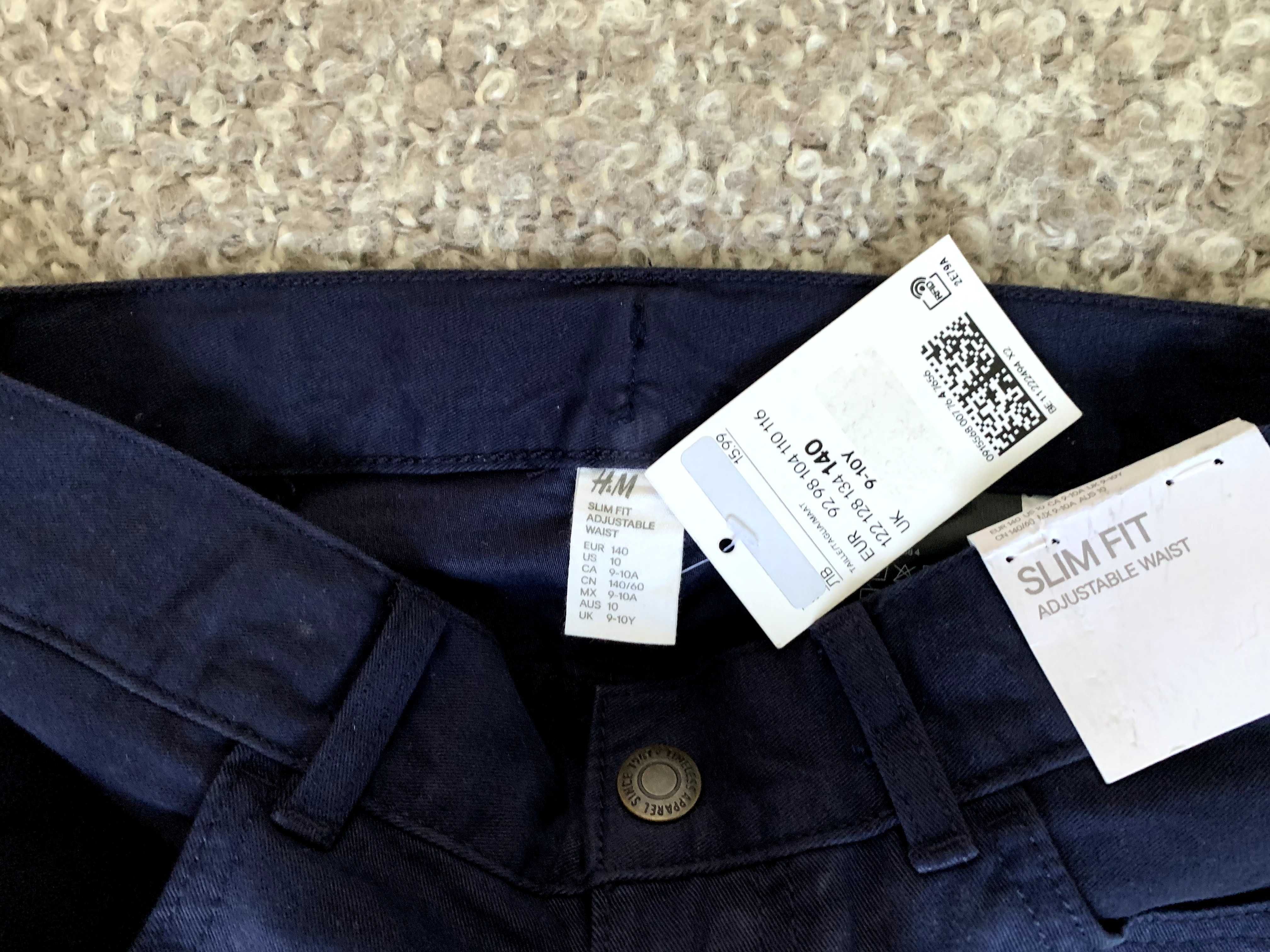 Нови долнища и панталони за момче H&M - размер 140 см