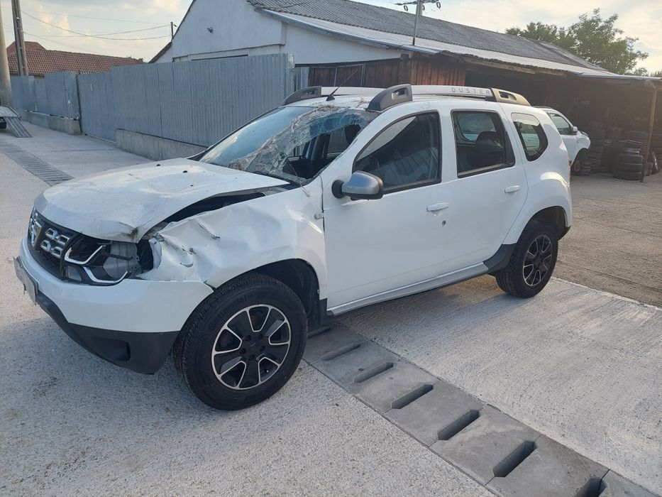 Dezmembrez Dacia Duster 2016 1.5 dci 110 cp euro 6