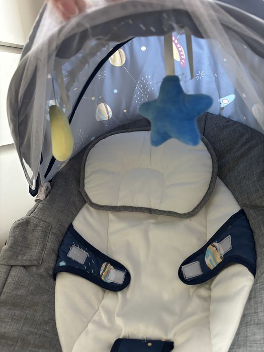 Електрически бебешки шезлонг